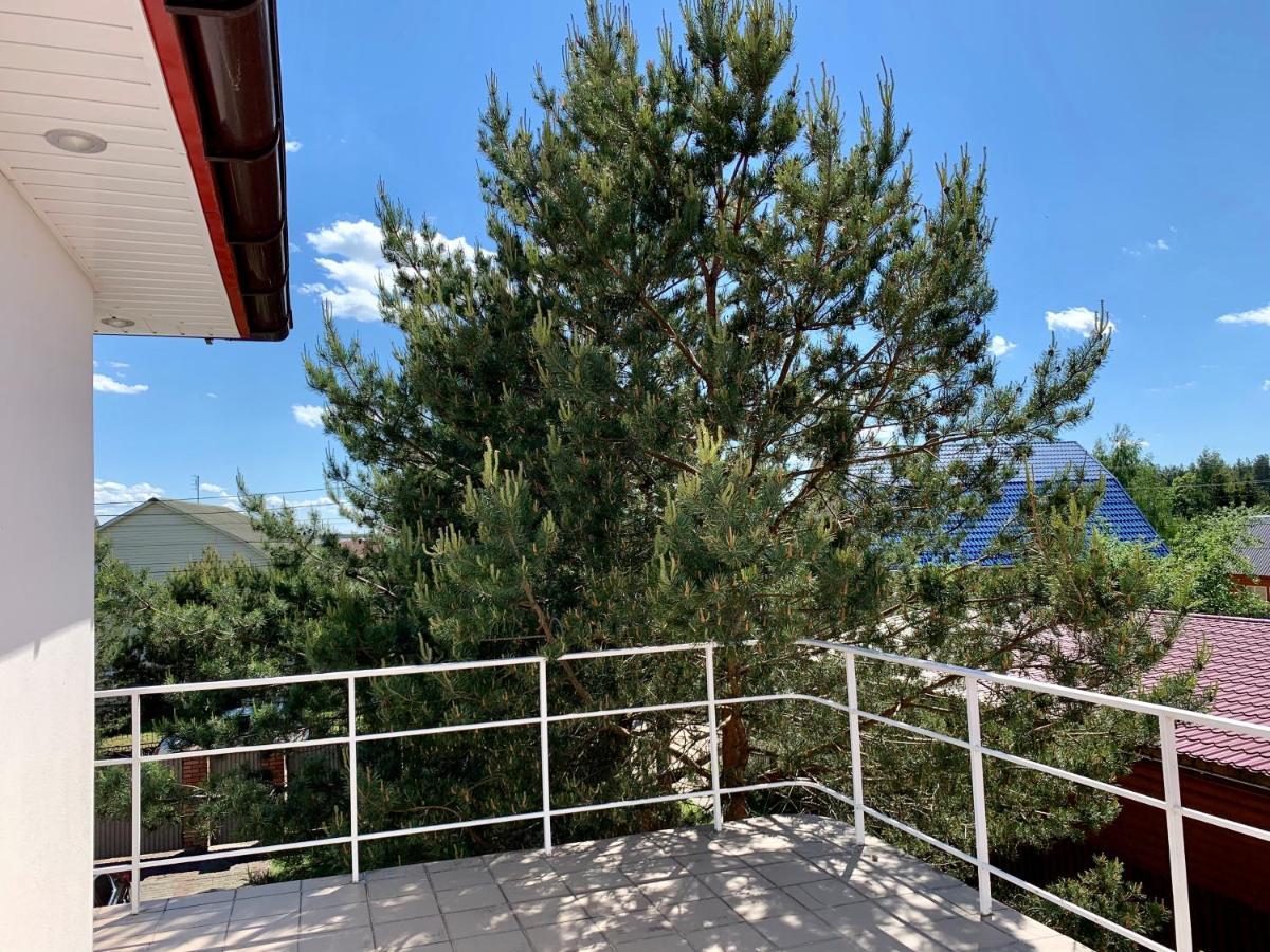 Комфортабельный Коттедж Bed & Breakfast Svityaz' Bagian luar foto